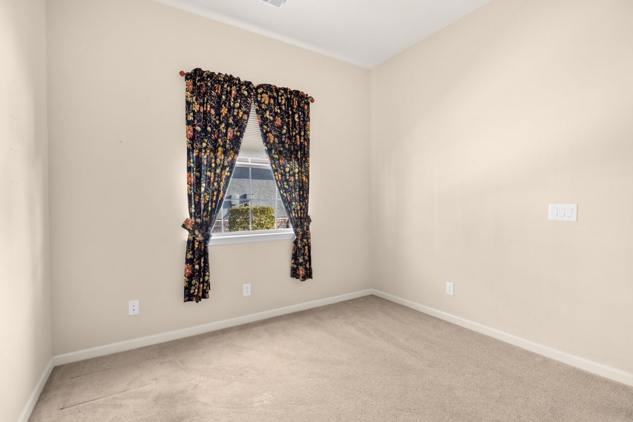 1006 Nittany Ct. Photo 8