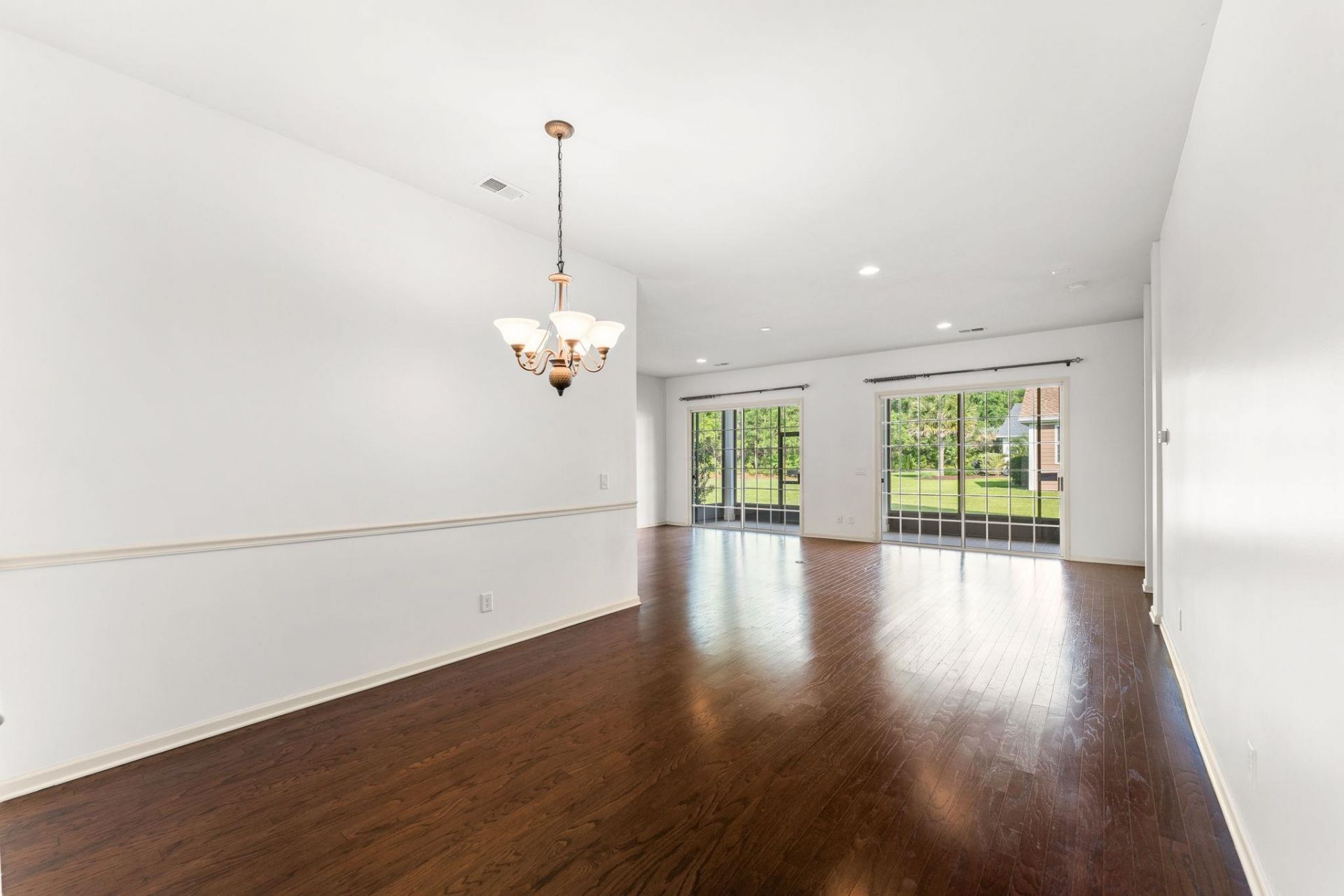 1006 Nittany Ct. Photo 9