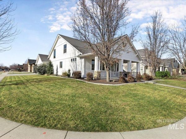 3651 N Legacy Woods Ave, Meridian, ID 83646