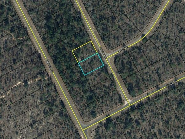 14 & 15 Dunlap Drive, Chipley, FL 32428
