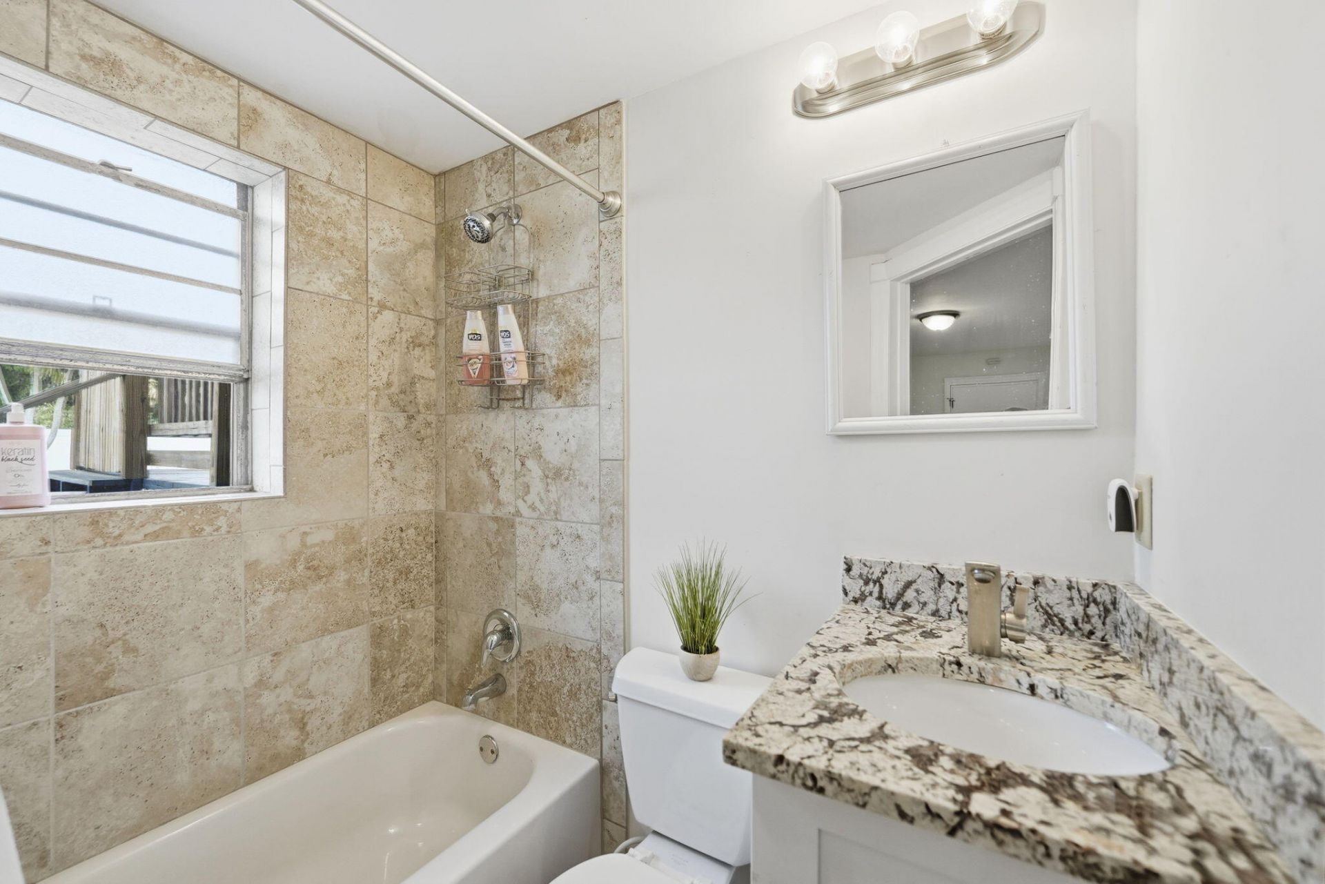 517 NW Floresta Drive, Port Saint Lucie, FL 34983 Photo