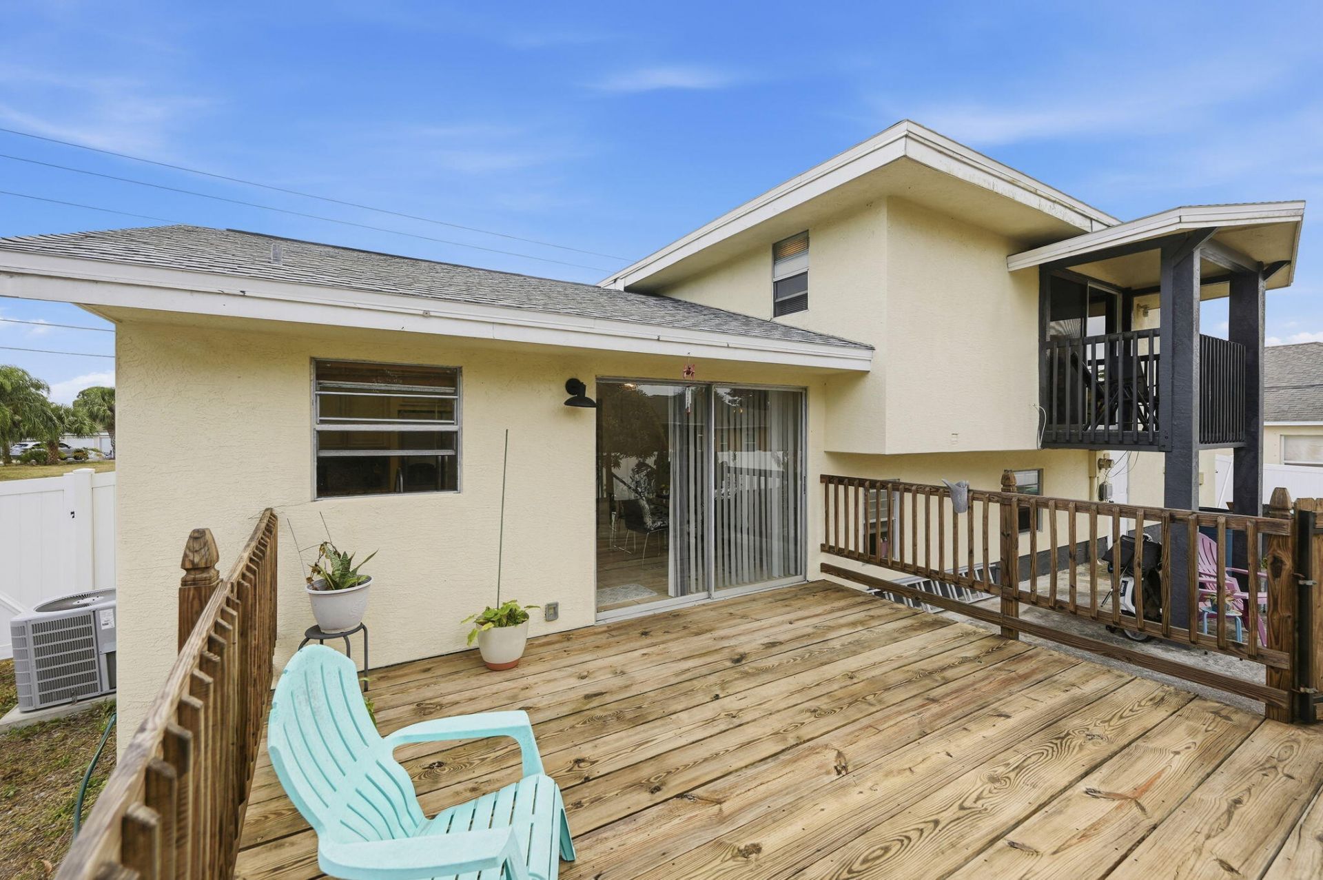 517 NW Floresta Drive, Port Saint Lucie, FL 34983 Photo