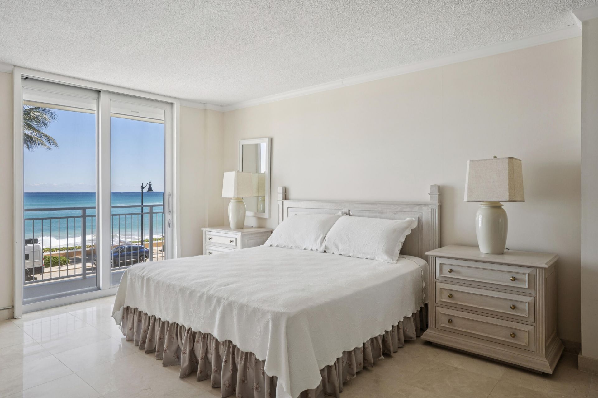 100 Worth Avenue, Unit 310, Palm Beach, FL 33480 Photo