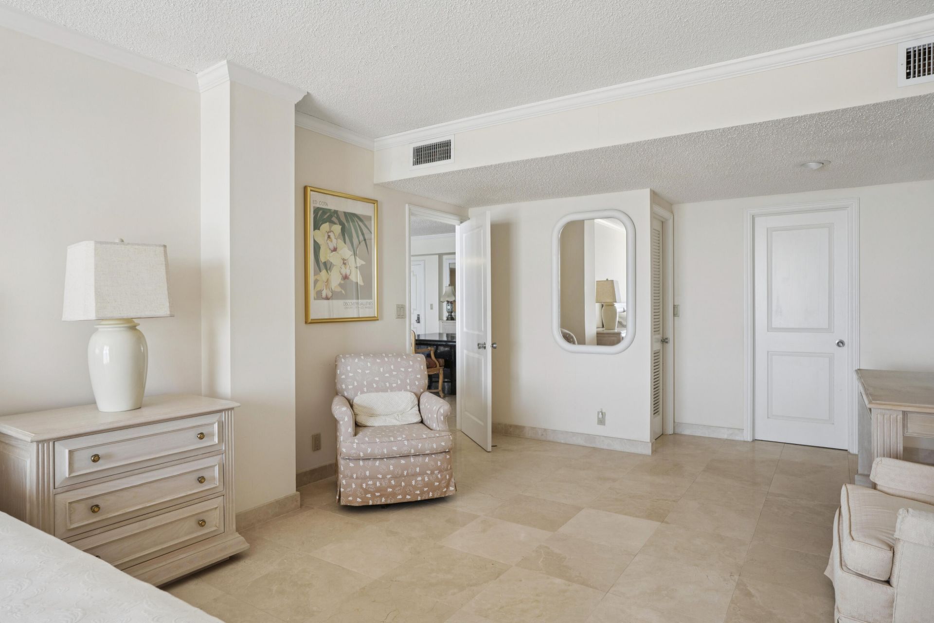 100 Worth Avenue, Unit 310, Palm Beach, FL 33480 Photo