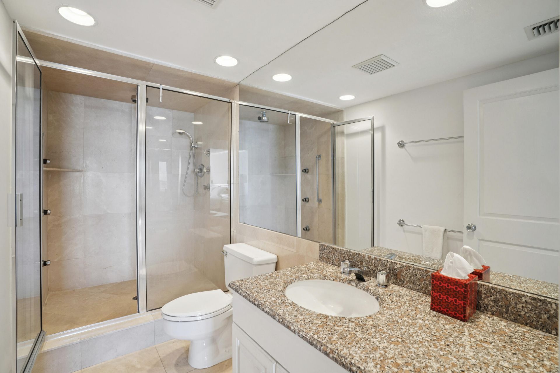 100 Worth Avenue, Unit 310, Palm Beach, FL 33480 Photo