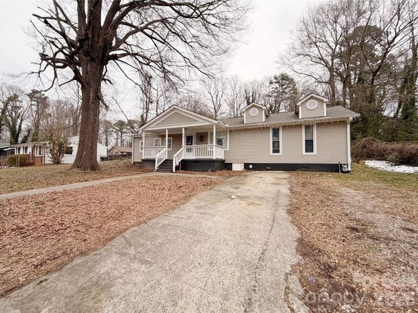 934 S Chestnut Street, Gastonia, NC 28054