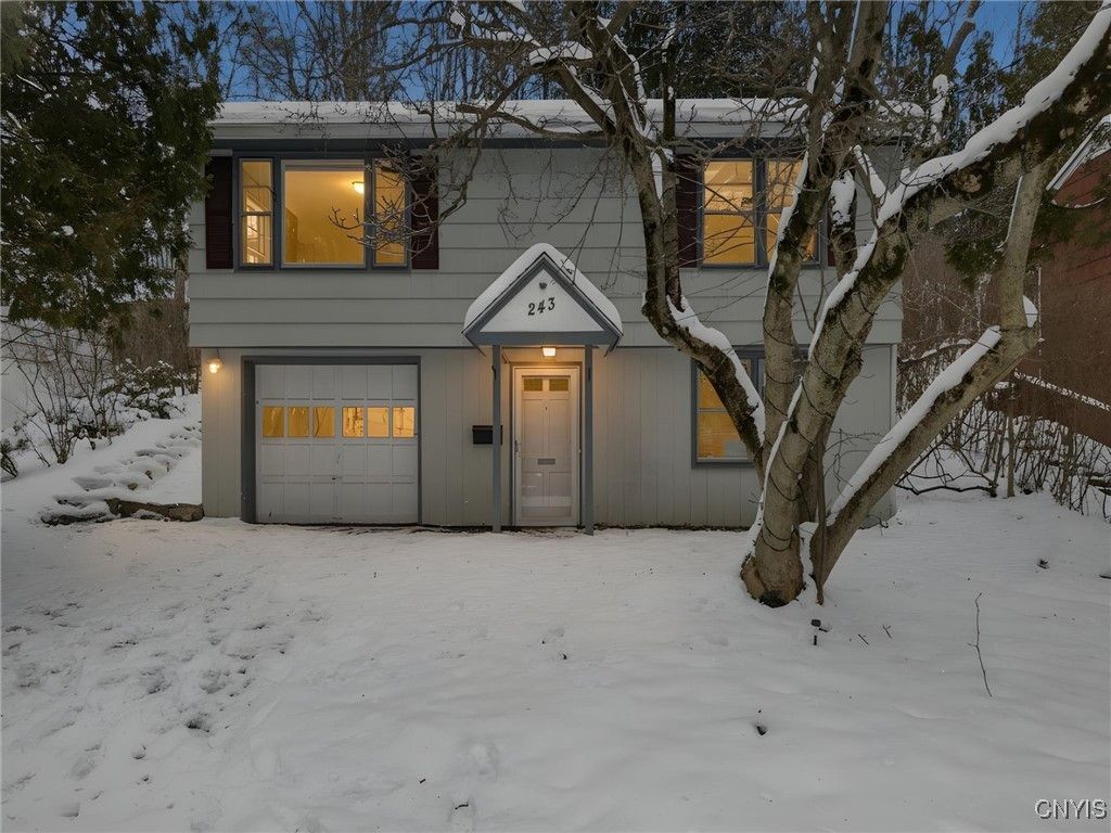 243 Houston Avenue, Syracuse, NY 13224 Main Photo