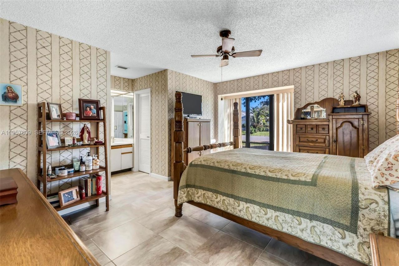 1128 W Rainwood Cir W, Palm Beach Gardens, FL 33410 Photo