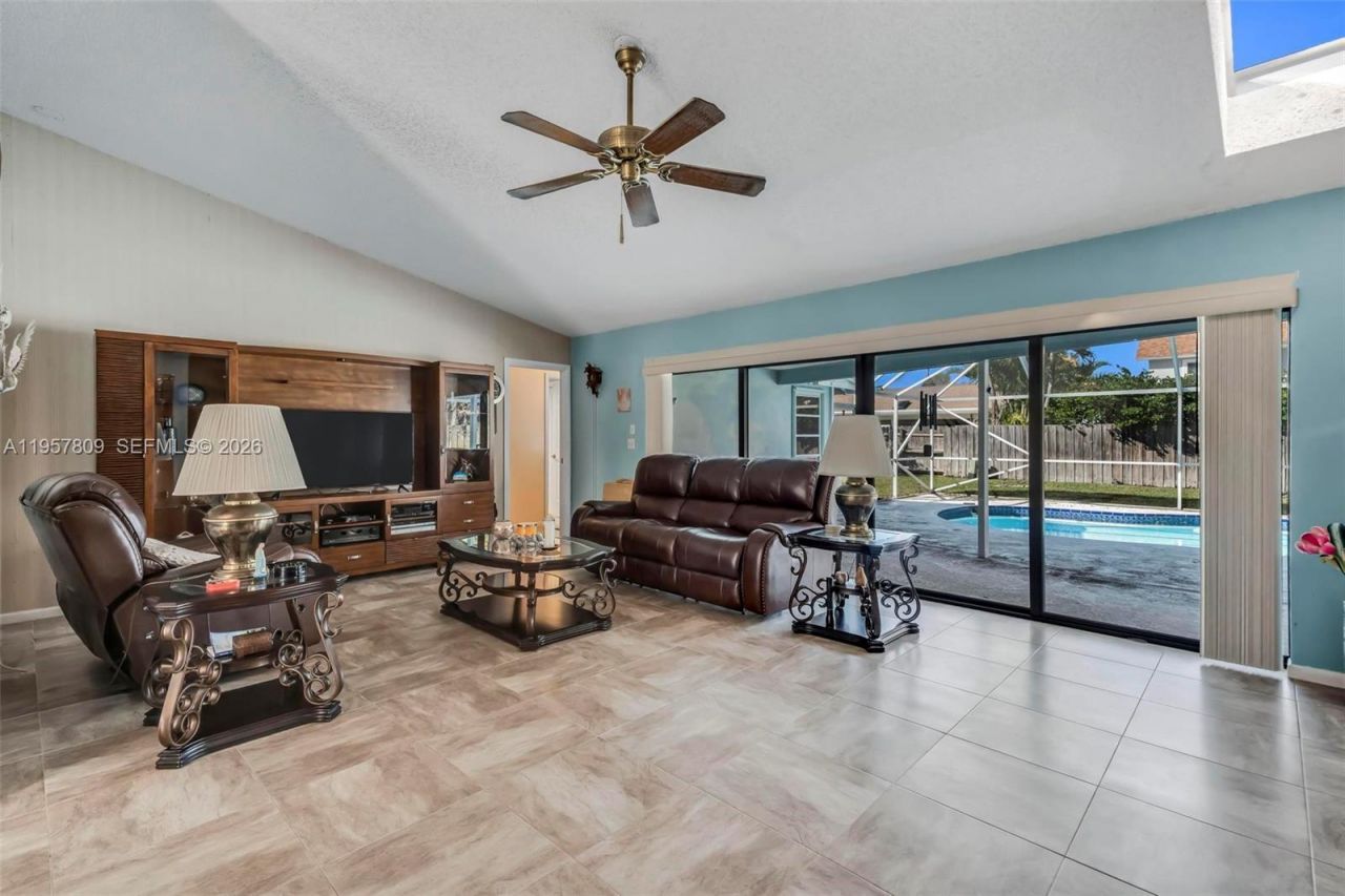 1128 W Rainwood Cir W, Palm Beach Gardens, FL 33410 Photo