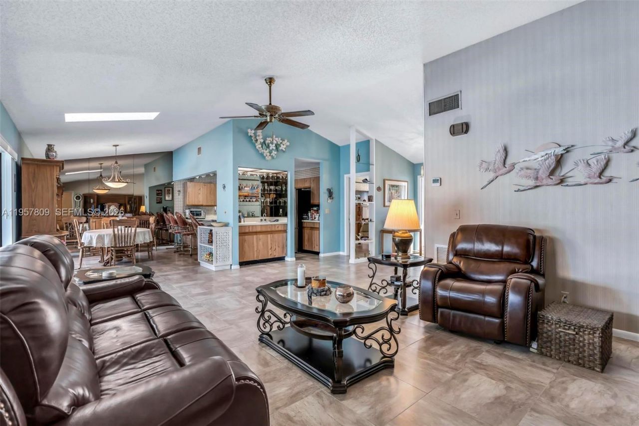 1128 W Rainwood Cir W, Palm Beach Gardens, FL 33410 Photo