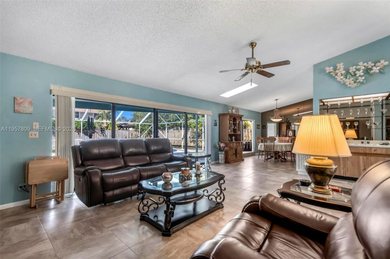 1128 W Rainwood Cir W, Palm Beach Gardens, FL 33410 Photo