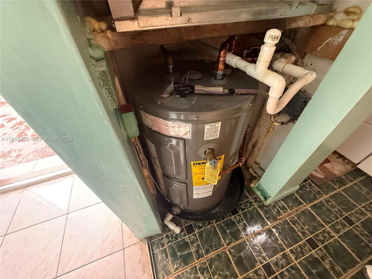 1555 W 44th Pl , Unit 305, Hialeah, FL 33012 Photo