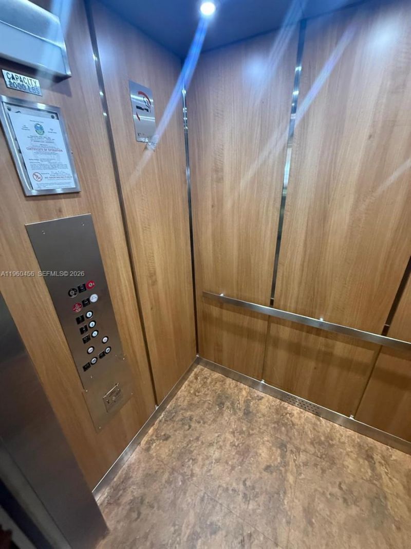 1555 W 44th Pl, Unit 305, Hialeah, FL 33012 Photo
