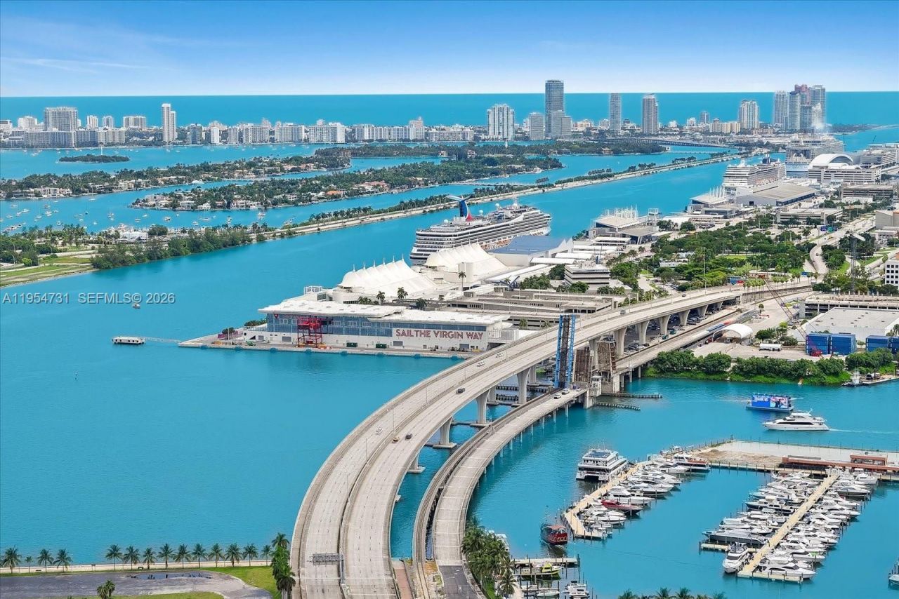 159 NE 6th St , Unit 4815, Miami, FL 33132 Photo