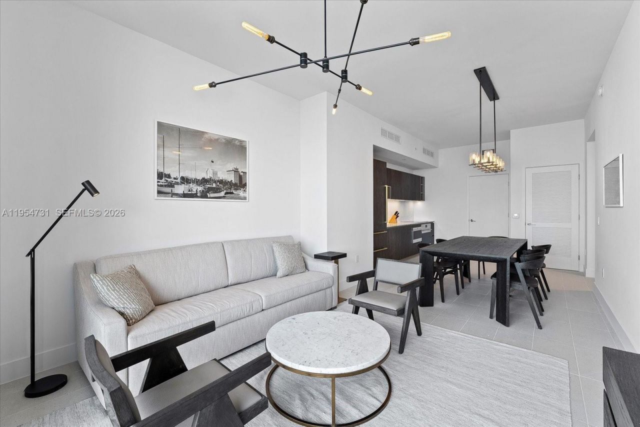 159 NE 6th St , Unit 4815, Miami, FL 33132 Photo