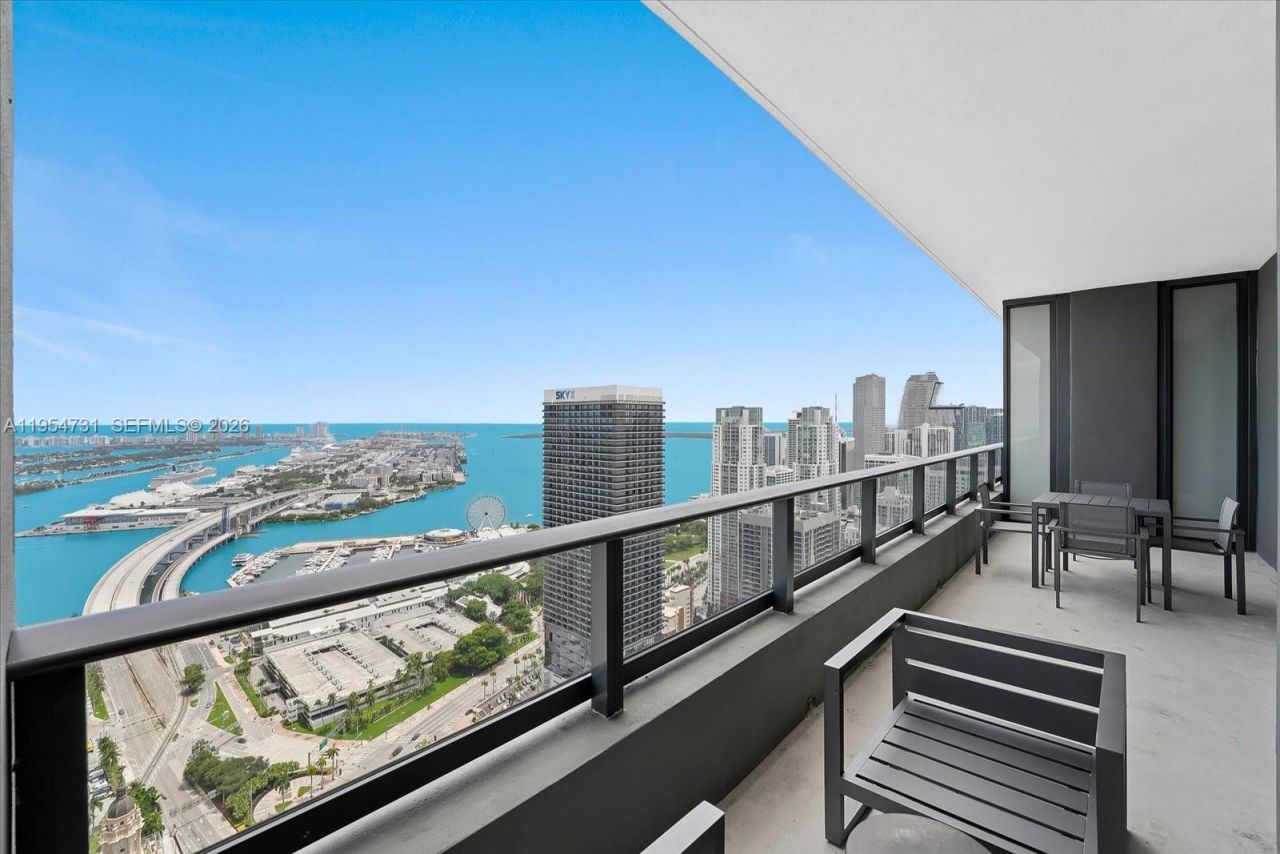 159 NE 6th St , Unit 4815, Miami, FL 33132 Photo