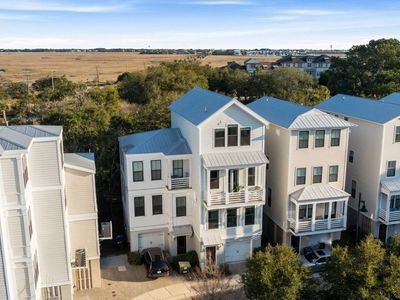 986 Key Colony Court, Mount Pleasant, SC 29464