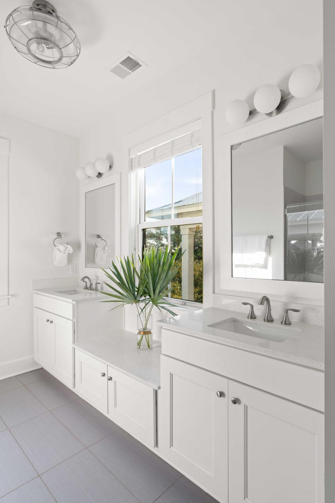 986 Key Colony Court Photo 17