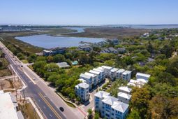 986 Key Colony Court photo 4