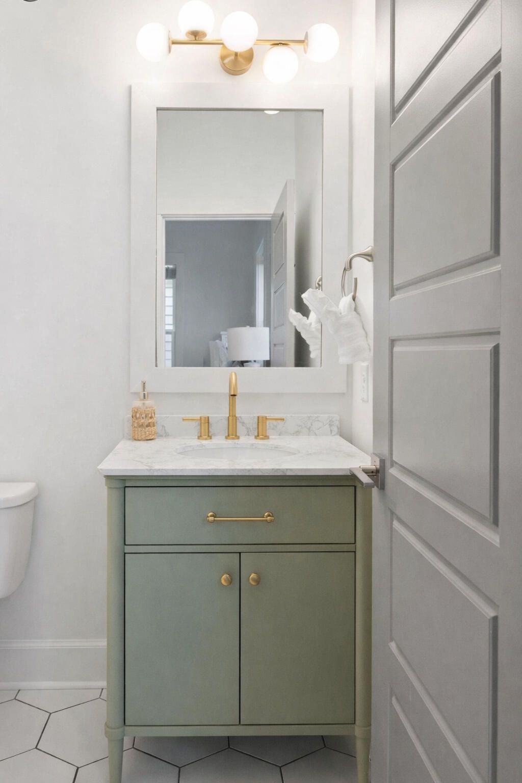 986 Key Colony Court Photo 29