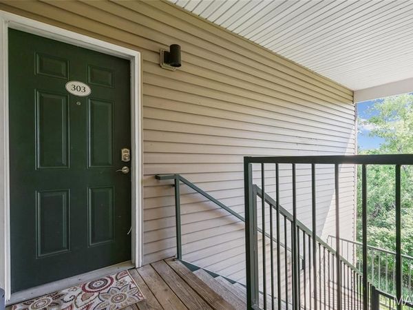 885 Forest Avenue, Unit 303, Valley Park, MO 63088