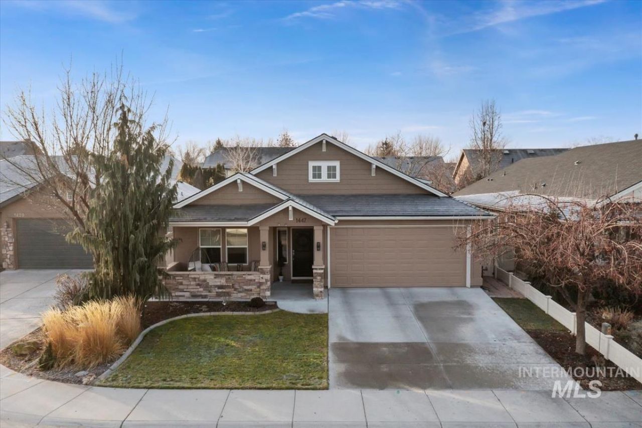 1447 W Arch Rock St, Meridian, ID 83646 Main Photo