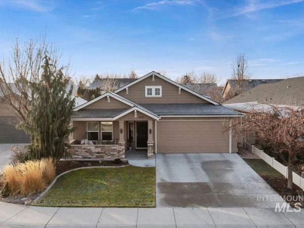 1447 W Arch Rock St, Meridian, ID 83646