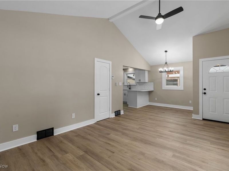 1930 48th Street NW, Canton, OH 44709 Photo 6