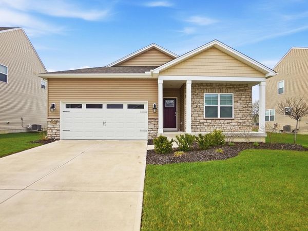 5166 Windbrooke Drive, Tipp City, OH 45371