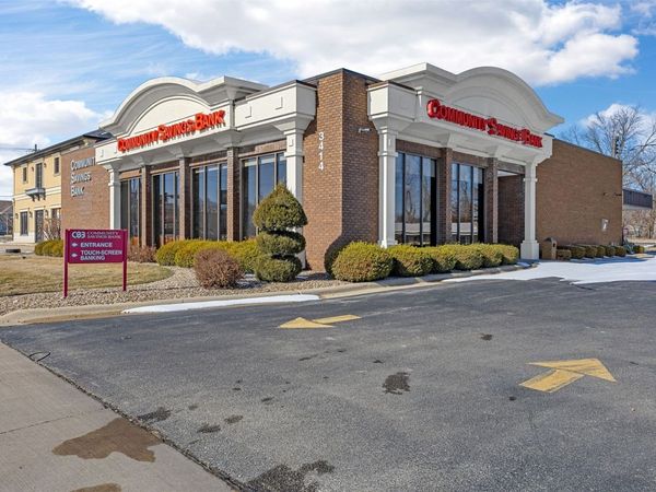 3414 Mt Vernon Road SE, Cedar Rapids, IA 52403