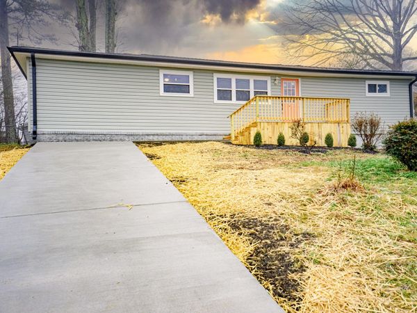 733 Roberta Drive, Rossville, GA 30741