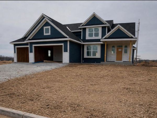 509 Talbot's Woods DRIVE, Dousman, WI 53118