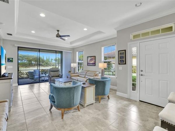 8581 Maggiore CT, NAPLES, FL 34114