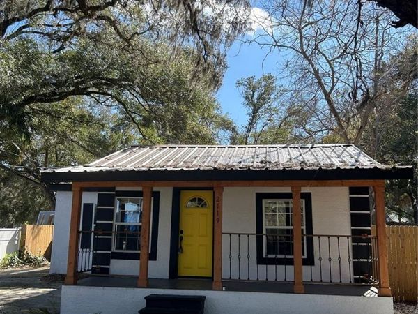 2119 E ELLICOTT, TAMPA, FL 33610