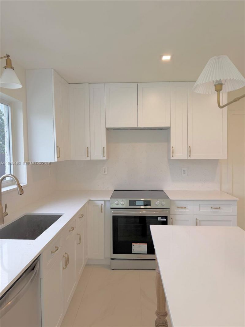 19221 SW 92nd Rd , Cutler Bay, FL 33157 Photo