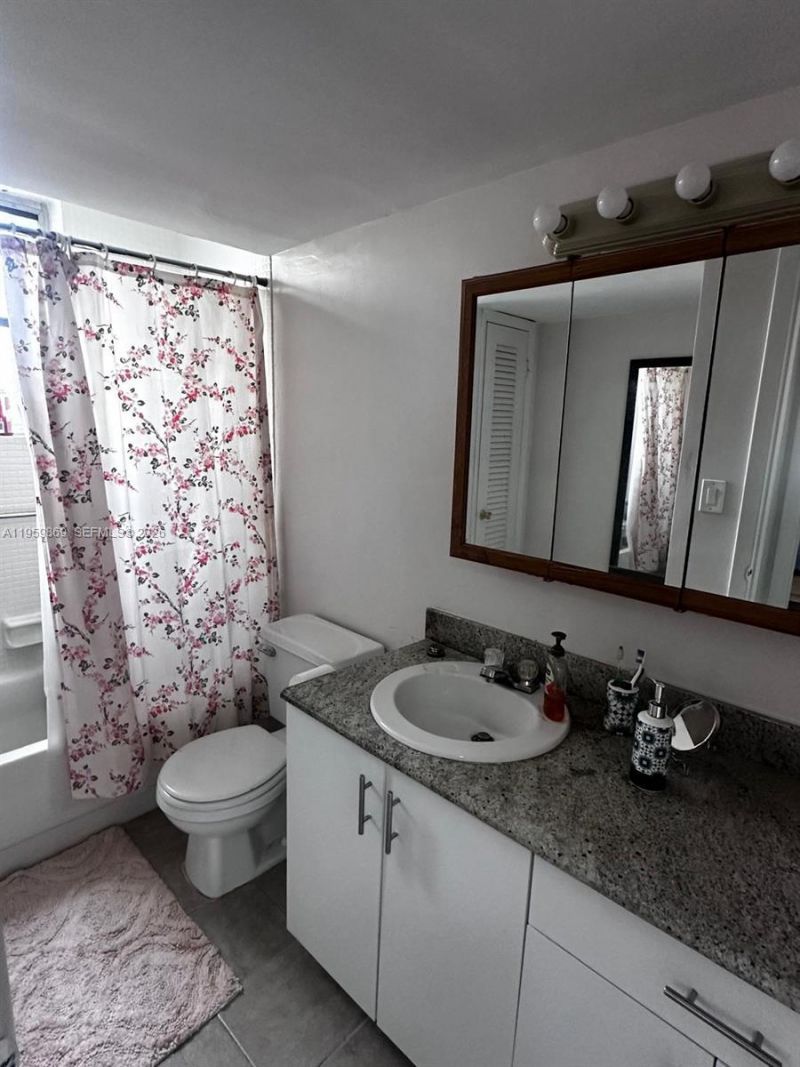 1501 NE Miami Gardens Dr, Unit 146, Miami, FL 33179 Photo