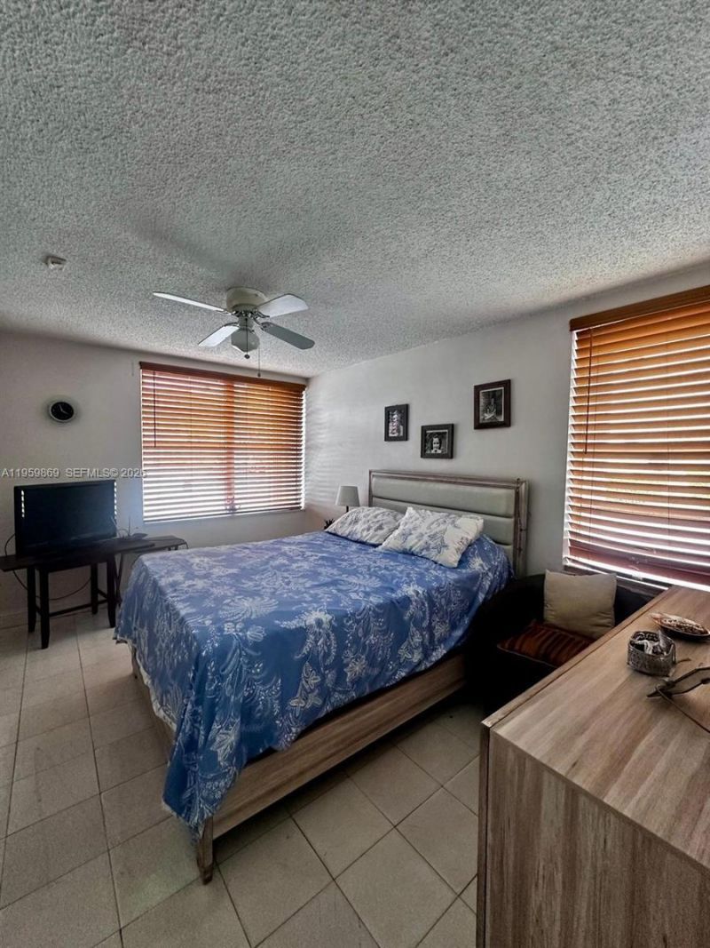 1501 NE Miami Gardens Dr, Unit 146, Miami, FL 33179 Photo