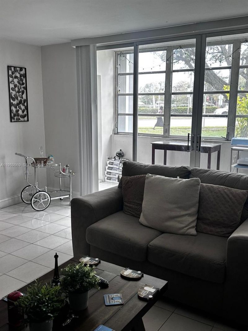 1501 NE Miami Gardens Dr, Unit 146, Miami, FL 33179 Photo