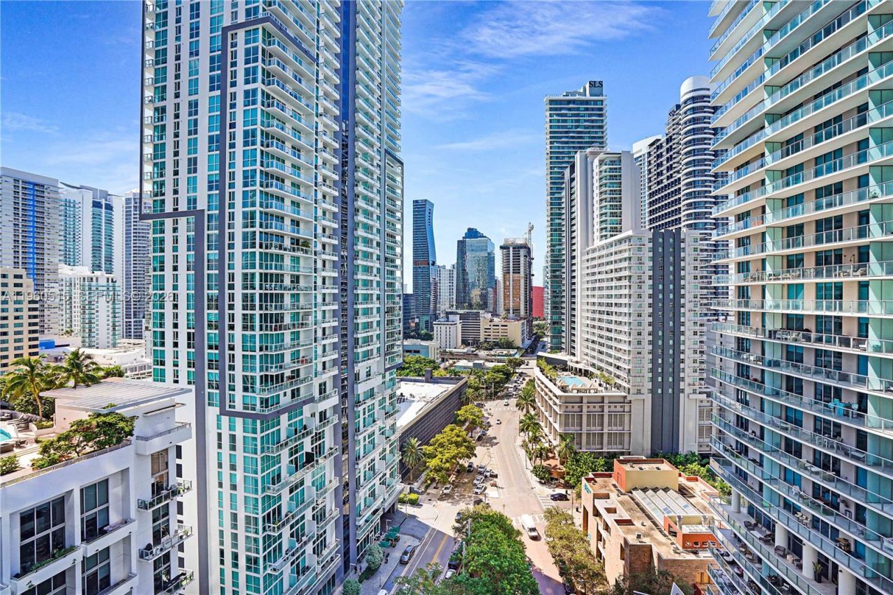 1000 Brickell Plz , Unit 1902, Miami, FL 33131 Photo