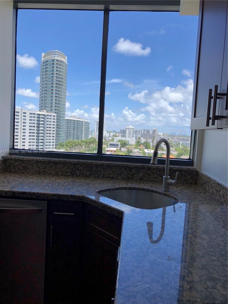 1330 West Ave, Unit 1011, Miami Beach, FL 33139 Photo