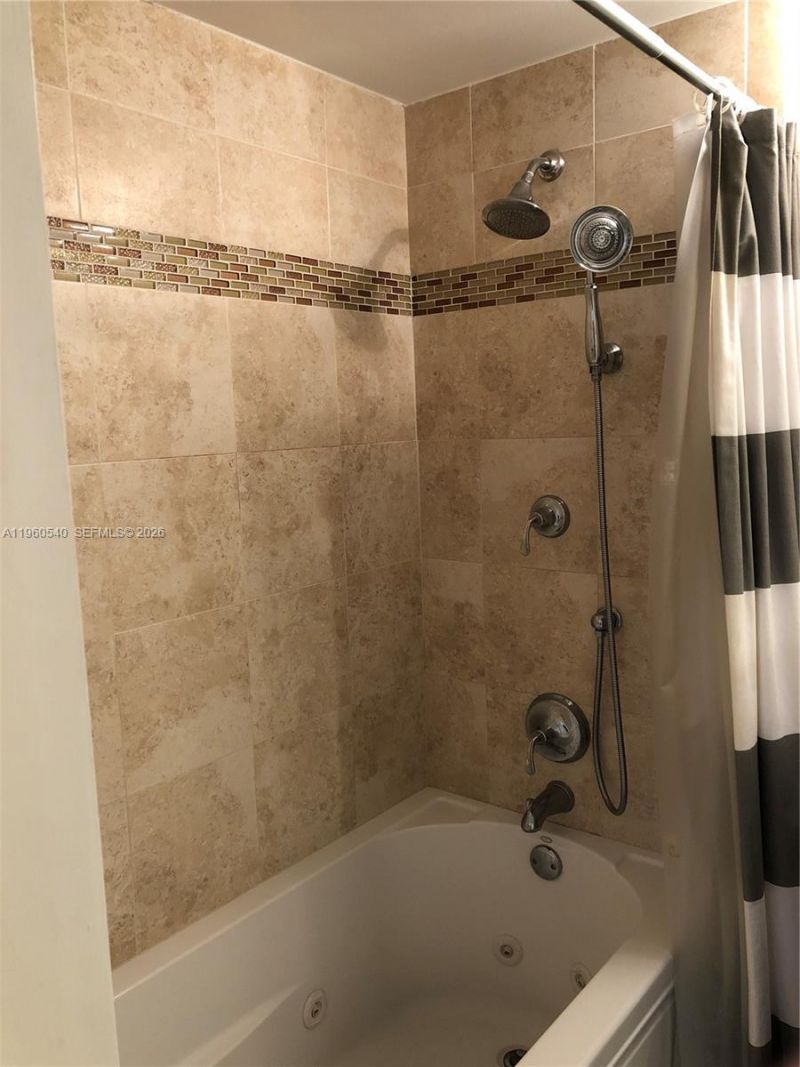 1330 West Ave, Unit 1011, Miami Beach, FL 33139 Photo