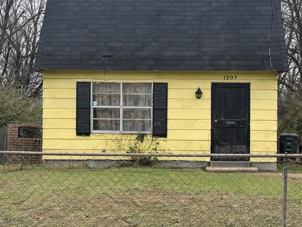 1207 CAPITAL AVE, Memphis, TN 38107