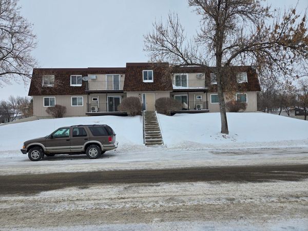 602 12 1/2 Avenue E, Unit 5, West Fargo, ND 58078