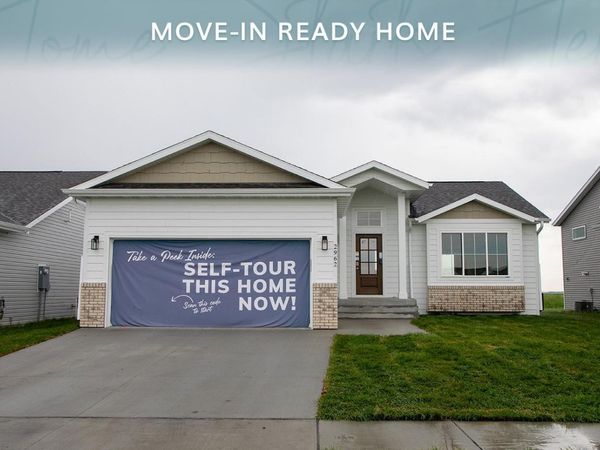 2962 74 Avenue S, Fargo, ND 58104