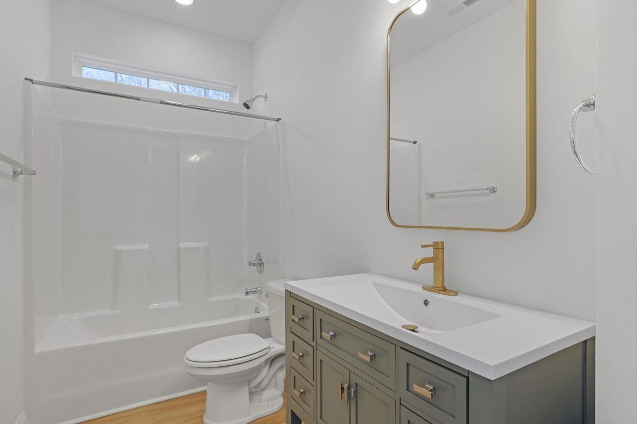 214 26th Ave. S Photo 24