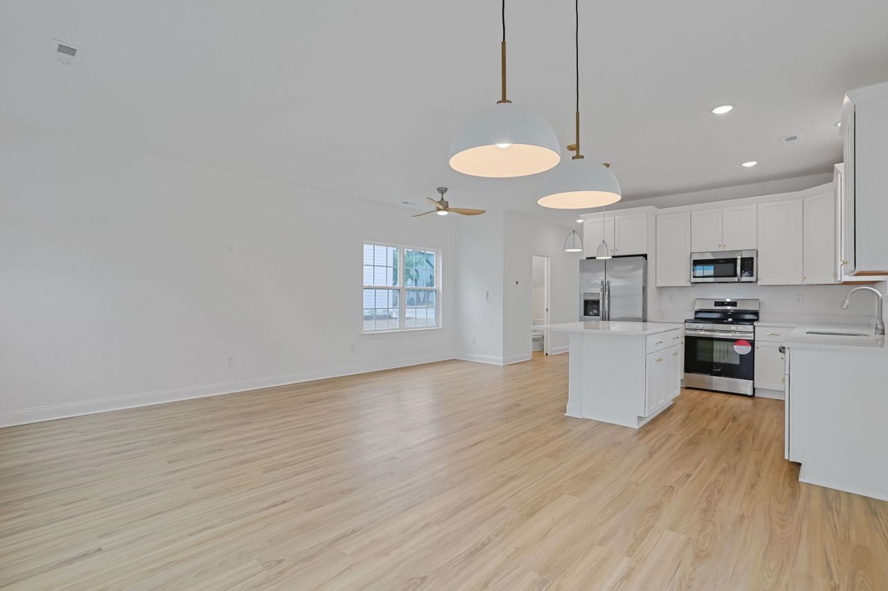 214 26th Ave. S Photo 6