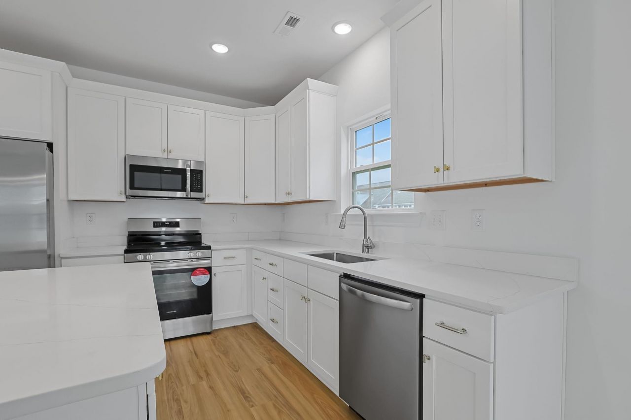 214 26th Ave. S Photo 9