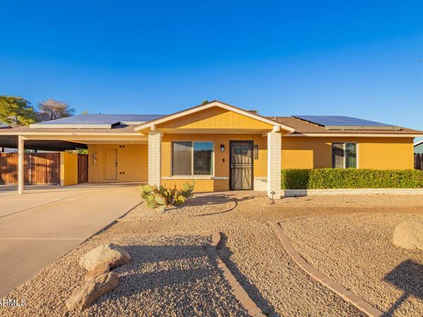 4746 W COLUMBINE Drive, Glendale, AZ 85304