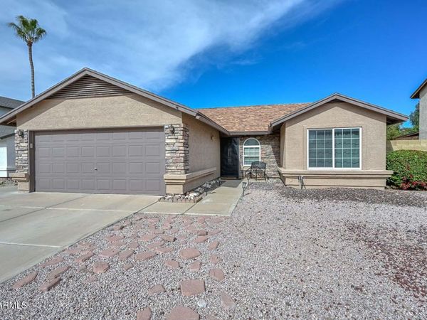 3918 W CALLE LEJOS, Glendale, AZ 85310
