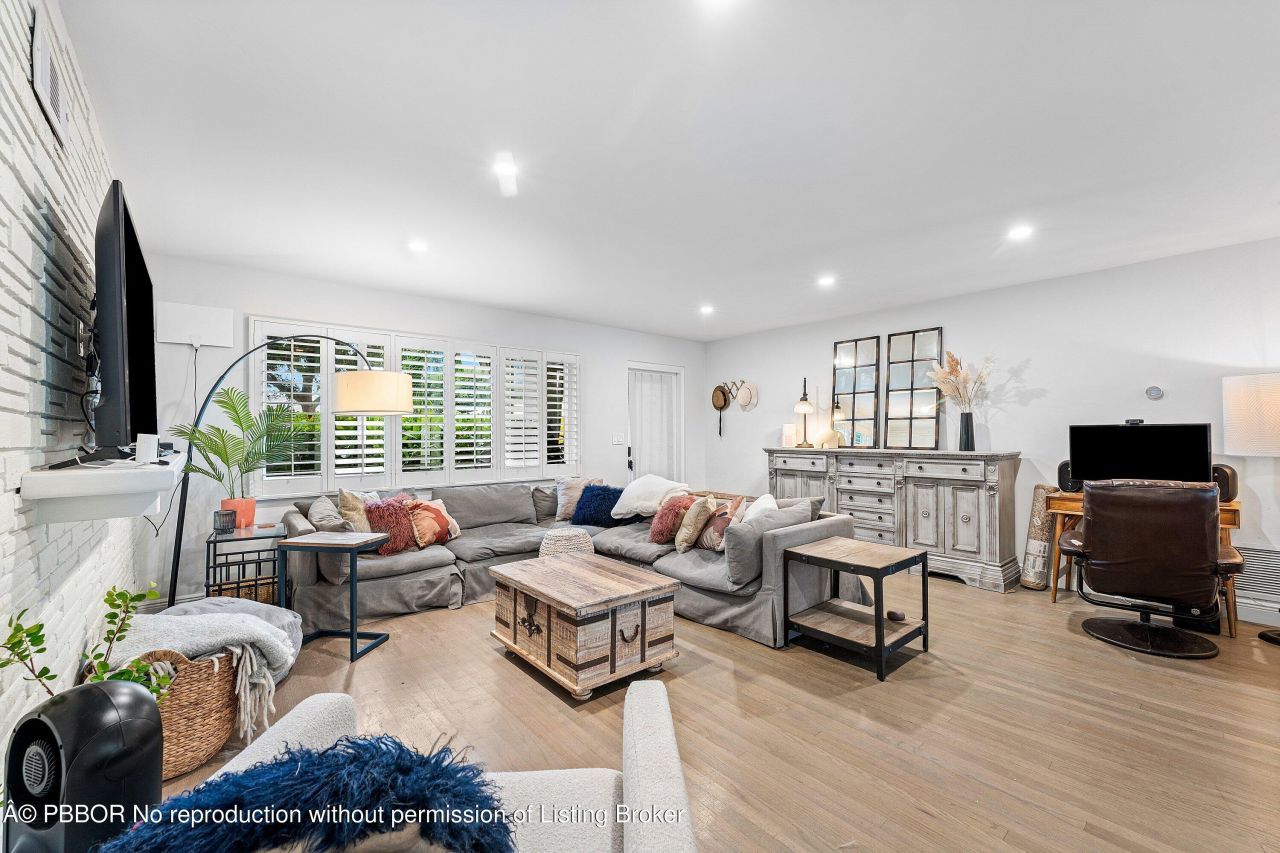 162 Vassar Drive, Lake Worth Beach, FL 33460 Photo